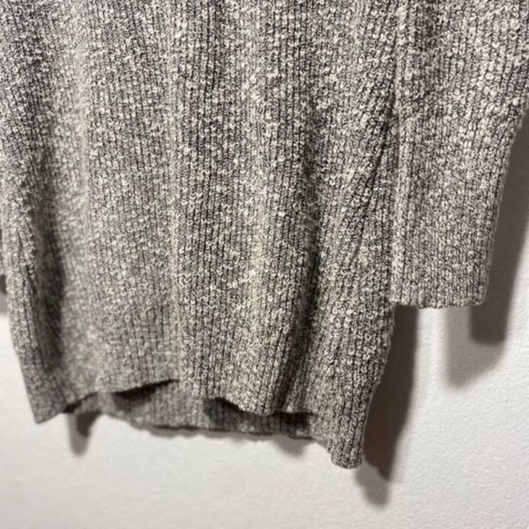 TORRID Plus 2 2X NEW Heather Grey Knit Ribbed Lace-Up Cut Out Sweater - Picture 4 of 4